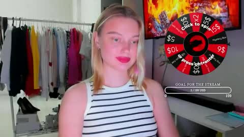 OneGoddess online show from May 2026 06:53:01 PM