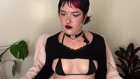 Snapshot of missmarinamay chatting on January 2026 11:31:01 PM missmarinamay online show from January 2026 11:31:01 PM