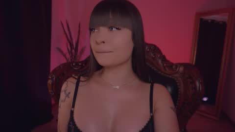 LUXXANDRA online show from March 2025 10:08:02 AM