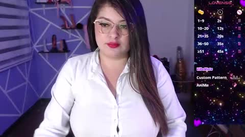 Miia online show from December 2024 03:22:01 PM