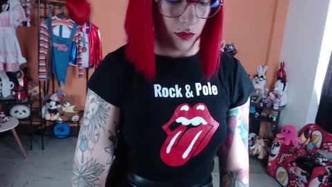 Miss Mia online show from April 2026 06:39:01 PM