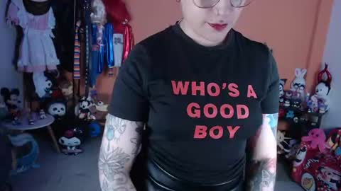 Miss Mia online show from June 2026 10:26:01 AM