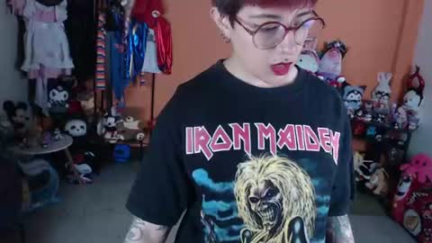Miss Mia online show from June 2026 12:16:01 PM
