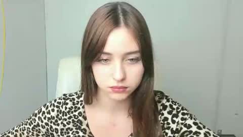 Snapshot of missmiamiss chatting on November 2025 12:49:01 PM Mia online show from November 2025 12:49:01 PM