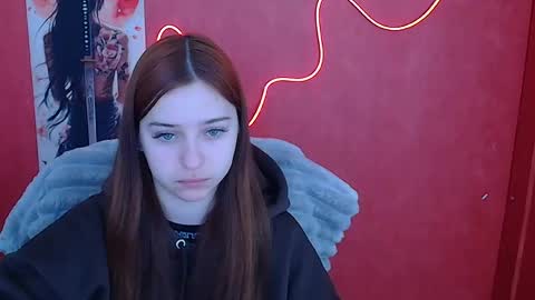 Mia online show from February 2026 12:20:01 PM