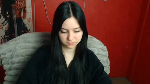 Mia online show from March 2026 07:36:03 AM