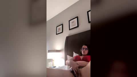 Snapshot of missniagaraishorny chatting on August 2026 09:18:02 PM MissNiagara online show from August 2026 09:18:02 PM