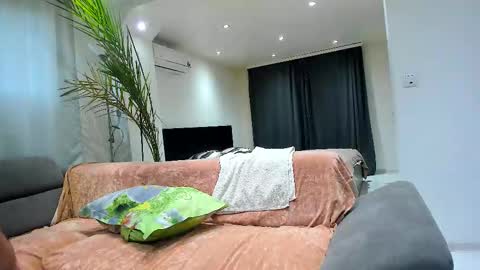 Snapshot of misspanthera chatting on February 2026 10:58:01 AM Jennifer Johnny online show from February 2026 10:58:01 AM