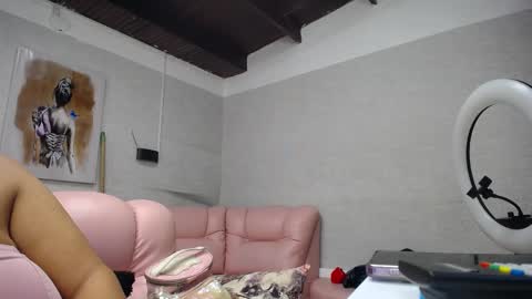 Penelope online show from September 2025 12:29:01 PM