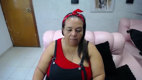 Penelope online show from September 2025 11:46:02 AM