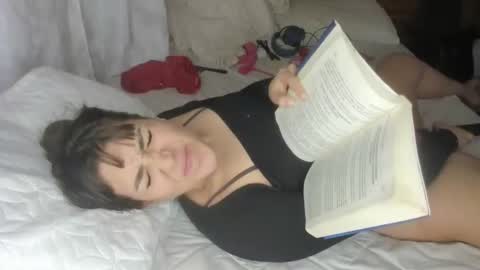 sarah online show from February 2025 04:23:01 AM