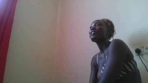 pretty gal online show from March 2025 12:37:02 PM