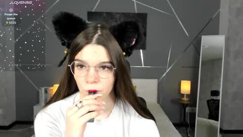 misss_evelyne online show from January 2026 01:20:02 AM