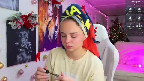 . online show from December 2025 01:18:01 PM