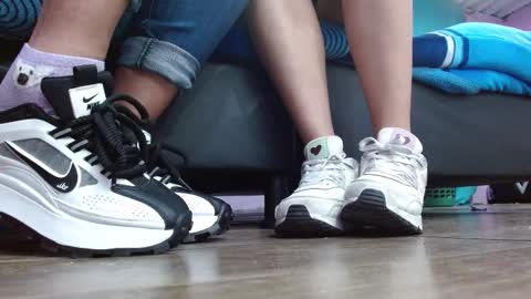 Snapshot of misssam28 chatting on January 2026 02:17:01 AM TELL ME MISS online show from January 2026 02:17:01 AM