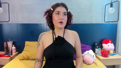 victoria  online show from February 2026 07:09:01 PM