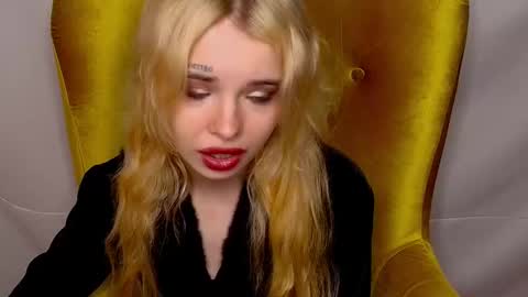 Misss Lola Angel online show from October 2025 02:40:01 PM