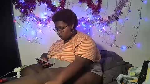 Snapshot of misstrezzkristina chatting on January 2025 03:28:02 AM Misstrezzkristina online show from January 2025 03:28:02 AM