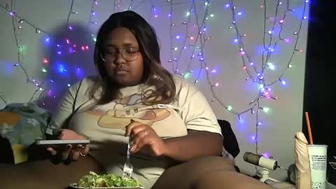 Snapshot of misstrezzkristina chatting on March 2025 03:32:01 AM Misstrezzkristina online show from March 2025 03:32:01 AM