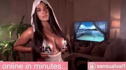 OF online show from October 2025 06:51:01 PM