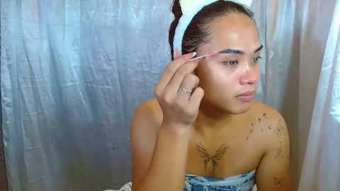SweetViolet online show from May 2026 11:51:02 AM