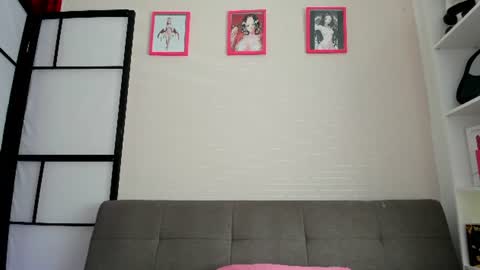 Pau OFmissweetpeach online show from July 2026 05:17:02 PM