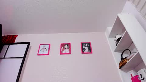 Pau OFmissweetpeach online show from July 2026 02:28:01 AM