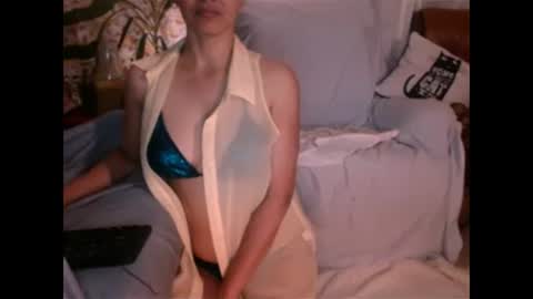 Snapshot of misswid chatting on March 2025 09:32:02 AM Misswid online show from March 2025 09:32:02 AM