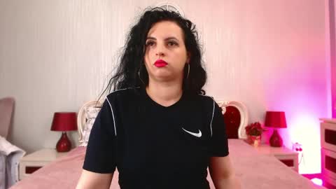 Skye online show from April 2026 06:41:02 AM