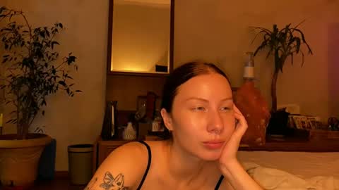 Snapshot of misszlataa chatting on September 2025 02:18:02 PM Zlata online show from September 2025 02:18:02 PM