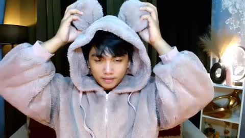 Snapshot of mister_officer chatting on December 2024 09:02:02 AM SAINT SACHI will make your day online show from December 2024 09:02:02 AM