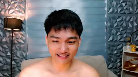 Snapshot of mister_officer chatting on December 2024 10:55:01 PM SAINT SACHI will make your day online show from December 2024 10:55:01 PM