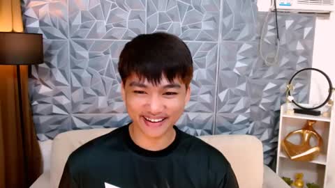 Snapshot of mister_officer chatting on February 2025 04:18:02 AM SAINT SACHI will make your day online show from February 2025 04:18:02 AM