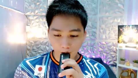 Snapshot of mister_officer chatting on December 2025 07:48:02 AM SAINT SACHI will make your day online show from December 2025 07:48:02 AM