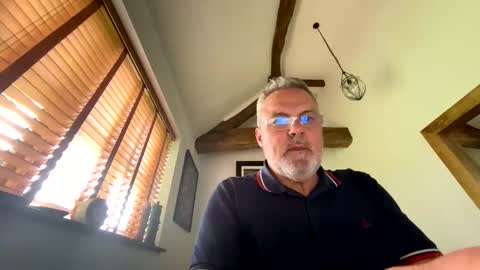 Misterblivs online show from May 2026 04:59:02 PM
