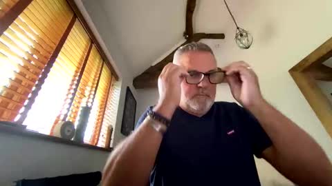 Misterblivs online show from June 2026 01:59:01 PM