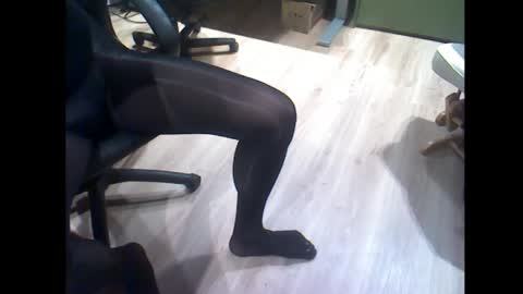 Snapshot of misterbobbyxx chatting on May 2026 10:51:01 PM misterbobbyxx online show from May 2026 10:51:01 PM
