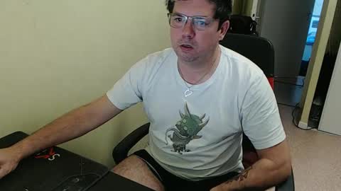 Snapshot of mistercoeur1 chatting on January 2025 08:09:02 AM mistercoeur online show from January 2025 08:09:02 AM