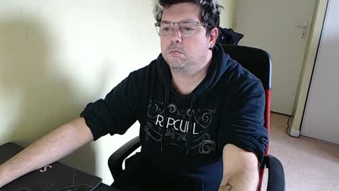 Snapshot of mistercoeur1 chatting on January 2025 01:58:01 PM mistercoeur online show from January 2025 01:58:01 PM