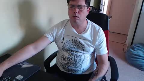 Snapshot of mistercoeur1 chatting on February 2025 04:03:02 PM mistercoeur online show from February 2025 04:03:02 PM