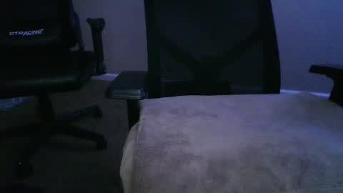 Julius online show from March 2026 03:33:02 AM