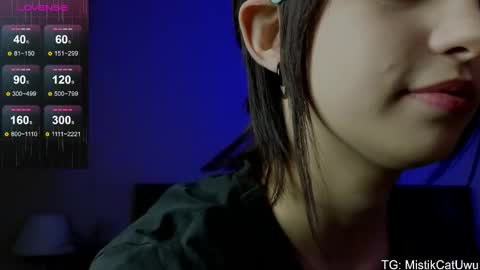 Snapshot of mistikcat chatting on March 2026 05:42:01 PM mistikcat online show from March 2026 05:42:01 PM