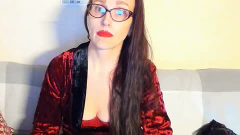 Victoria Eden online show from May 2026 07:23:02 PM