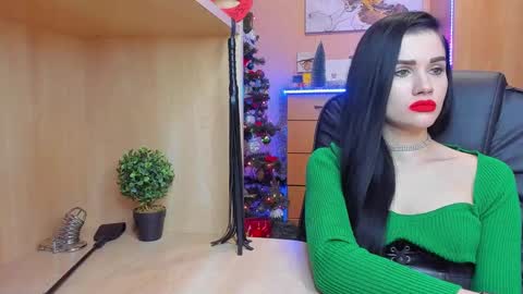 Snapshot of mistress_kristi chatting on December 2024 09:42:02 PM Mistress Kristi online show from December 2024 09:42:02 PM