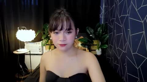 Snapshot of mistress_marielle chatting on March 2026 12:29:02 AM mistress_marielle online show from March 2026 12:29:02 AM