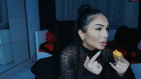 Snapshot of mistress_meryem chatting on May 2026 09:43:01 PM mistress_meryem online show from May 2026 09:43:01 PM