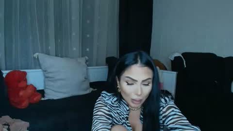 Snapshot of mistress_meryem chatting on July 2026 02:05:17 AM mistress_meryem online show from July 2026 02:05:17 AM