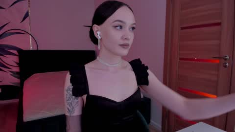 Mistress Mia online show from December 2024 01:53:01 AM