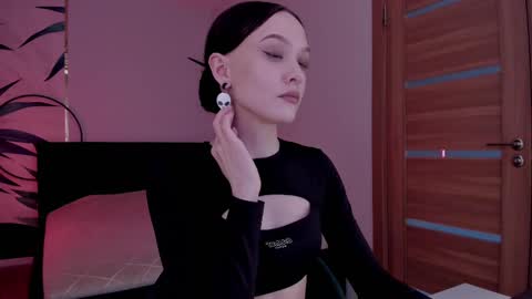 Mistress Mia online show from February 2025 10:40:02 AM