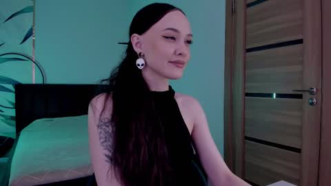 Mistress Mia online show from October 2025 11:12:02 PM